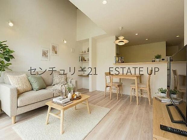 【リビング】心地いい光が差し込みます。過ごしやすいリビングで家族が快適な日々が送れます。※ホームステージングしているイメージ図です。