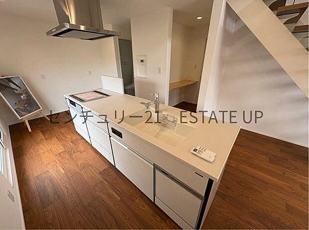 【キッチン】日々のお手入れがしやすいIHクッキングヒーター