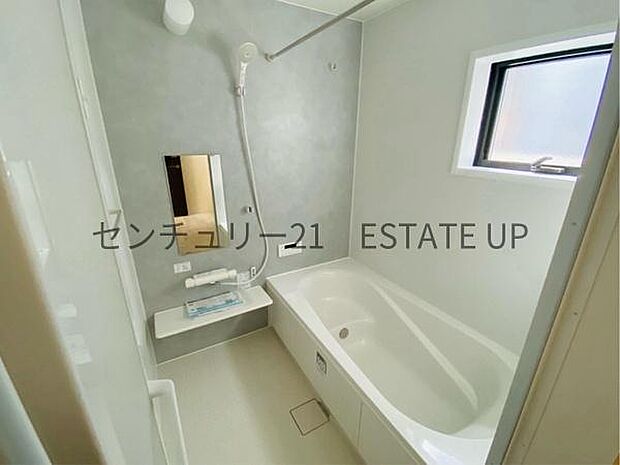 【バス】1日の疲れを癒してくれるバスルーム。