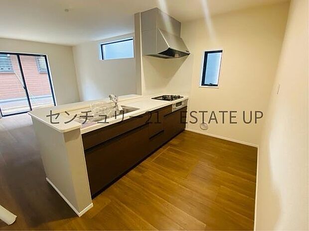 【キッチン】解放感に優れているキッチン