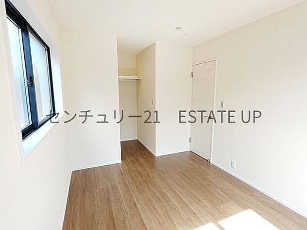 【洋室】家族構成やライフスタイルに合わせて、多目的にお使いいただけます。