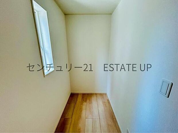 【収納】趣味の多い家族に嬉しい収納。アウトドアグッズやスポーツ用品をスッキリ収納できます