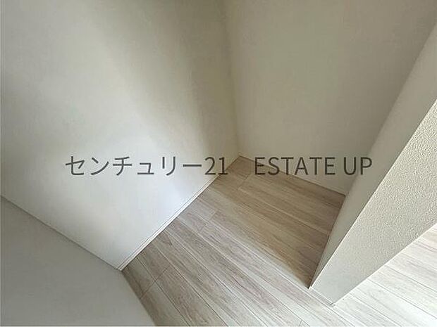 【収納】趣味の多い家族に嬉しい収納。アウトドアグッズやスポーツ用品をスッキリ収納できます