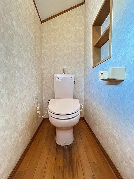 トイレを拡大表示