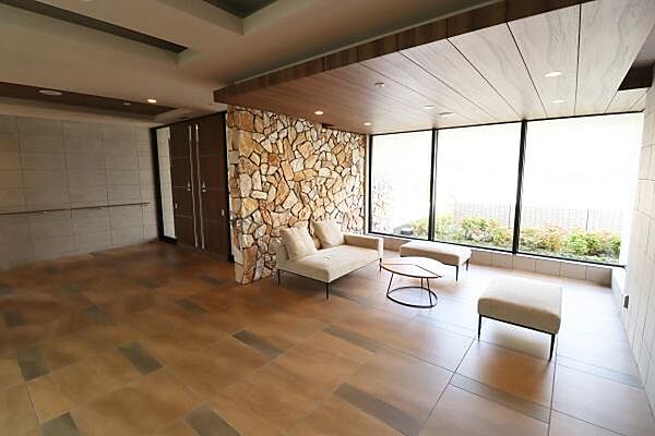 エントランスの内部です