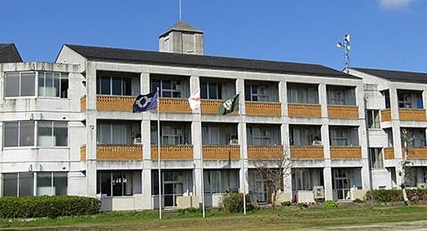 東金市立西中学校まで750m