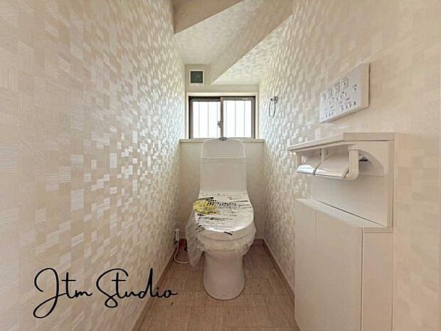 お手洗いは1階と2階に2つ完備☆来客時にも別々に使用できますね♪家族でバタバタしがちなときも便利です♪♪