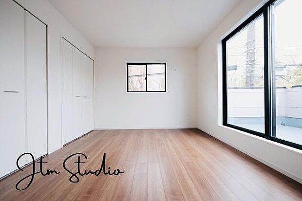 1日の疲れを癒し、心地よく寛げるようゆったりとした広さを確保しています！プライベートタイムをより優雅に穏やかに…。落ち着いた雰囲気を紡ぎます♪