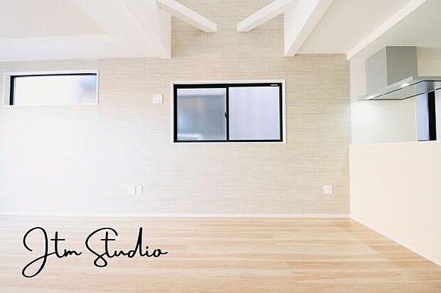 ここにはみんなが集い、食事と楽しい会話が始まる。話に夢中になりすぎて、ついつい時を忘れ夜半過ぎになってしまう。そんな束の間の幸せを感じさせてくれる場所でありたい◎