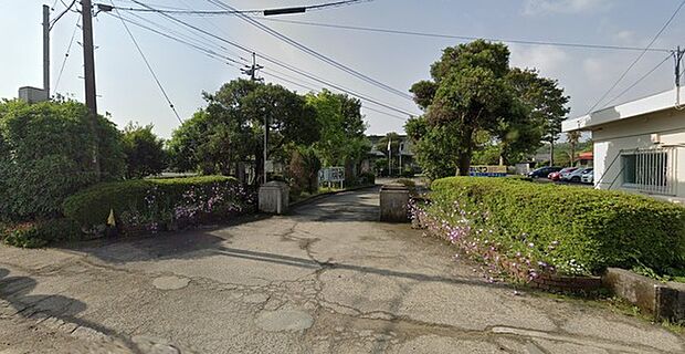 都城市立乙房小学校まで916m