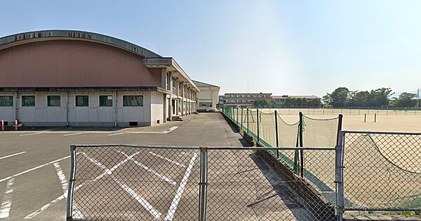 都城市立沖水中学校まで216m