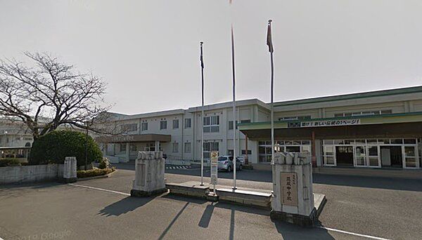 三股町立三股中学校まで3461m