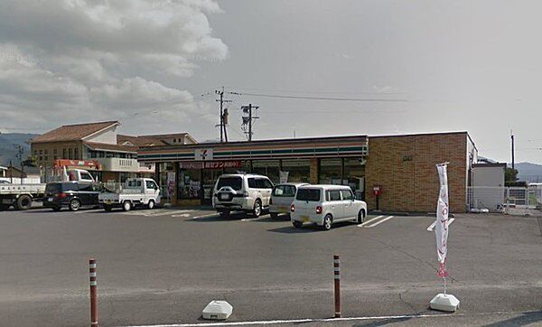 セブンイレブン三股樺山店まで505m
