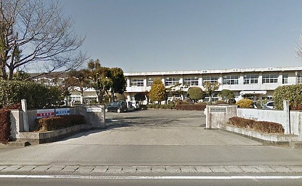 都城市立中郷中学校まで1604m