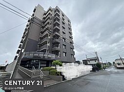 大型商業施設まで徒歩圏内 ファミリー向けのマンションです