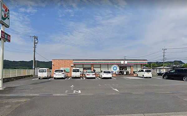 セブンイレブン都城庄内町店まで2247m