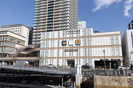 マツモトキヨシテラッセ納屋橋店まで377m