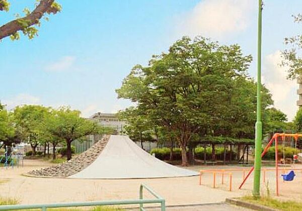 中根公園まで300m