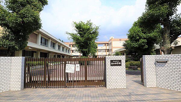 名古屋市立白山中学校まで1878m