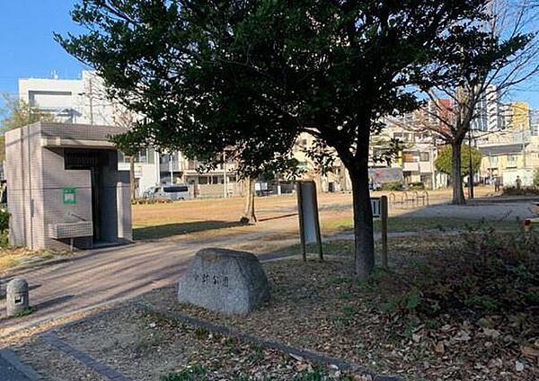 小針公園まで571m