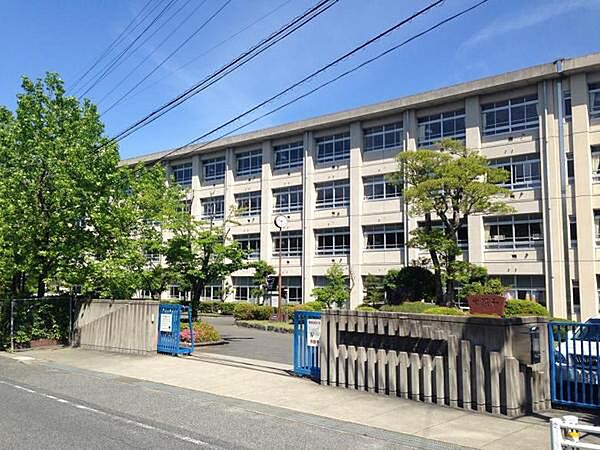 豊田市立末野原中学校まで998m