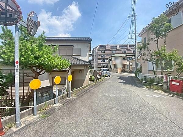 接道：南西側約3.4ｍ、南唐側約4.0ｍ　実際の建物・駐車・環境・街並み・日当たりなどご確認ください！平日・お仕事帰りなどいつでもご案内できますので、お気軽にお問合せください！