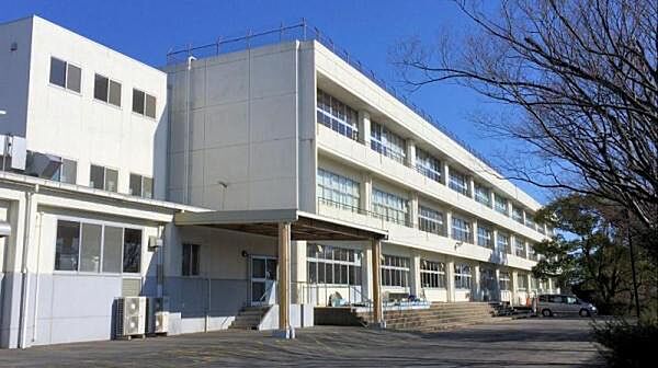 大府中学校まで2110m