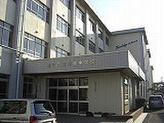 豊田市立逢妻中学校まで550m
