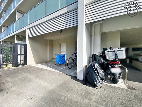 バイク置場