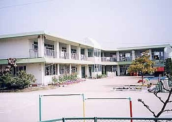みよし市立すみれ保育園まで420m