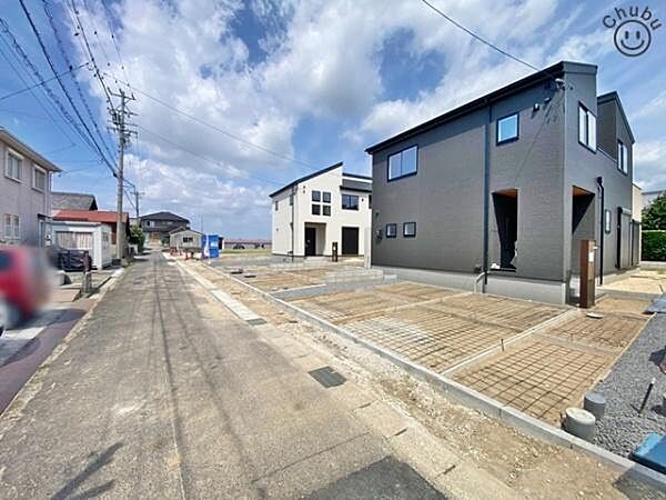 接道：西側公道約3.46～4.0ｍ　実際の建物・駐車・環境・街並み・日当たりなどご確認ください！平日・お仕事帰りなどいつでもご案内できますので、お気軽にお問合せください！