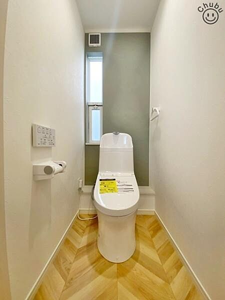 トイレを拡大表示
