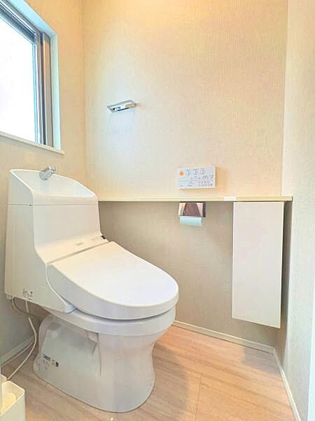 シンプルで使いやすいトイレです！