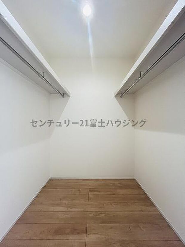 ウォークインクローゼット