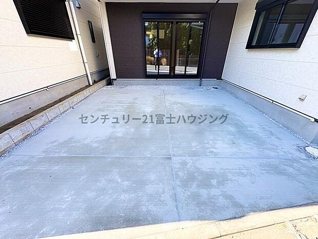 2台分駐車可能です(車種による)