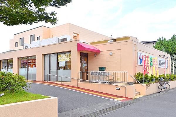 しまむらストアーすみれ平店まで851m