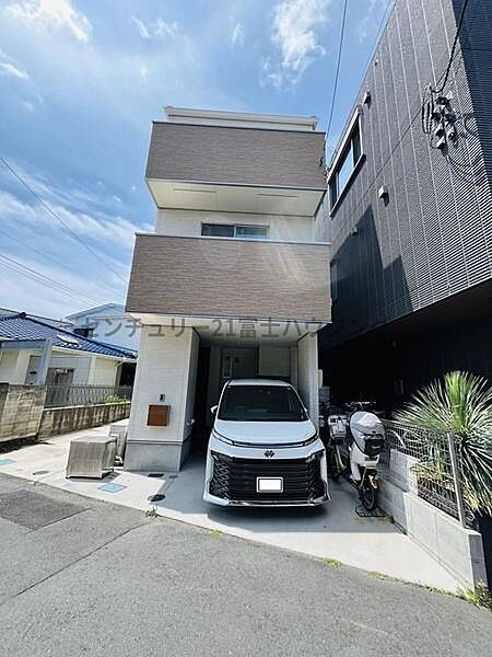 車通りが少なく閑静な環境です！