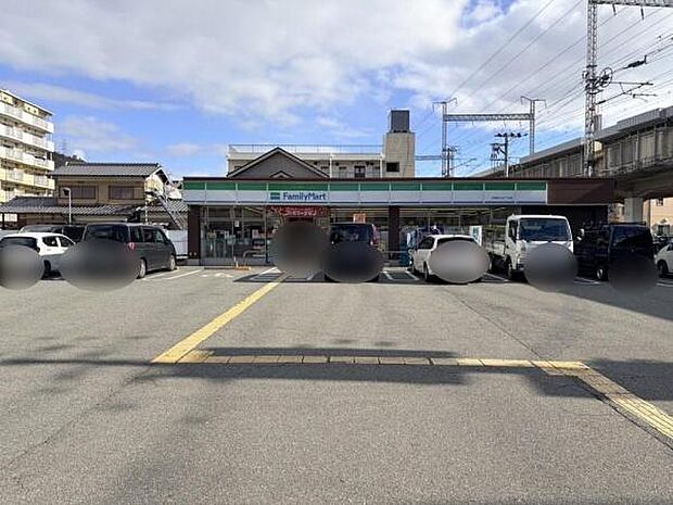 ファミリーマート西夢前台五丁目店まで715m