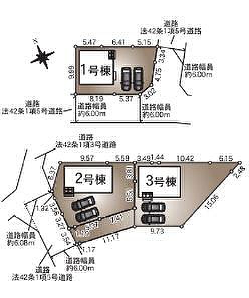 敷地の形状や配置が分かりやすく示されており全体の区画計画が明確です。各住戸ごとに駐車スペースが確保され車の出入りにも配慮されています。道路に接道しているため日常の利便性が期待できます。