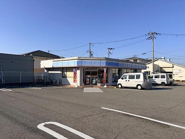 ローソン姫路南条北店まで560m