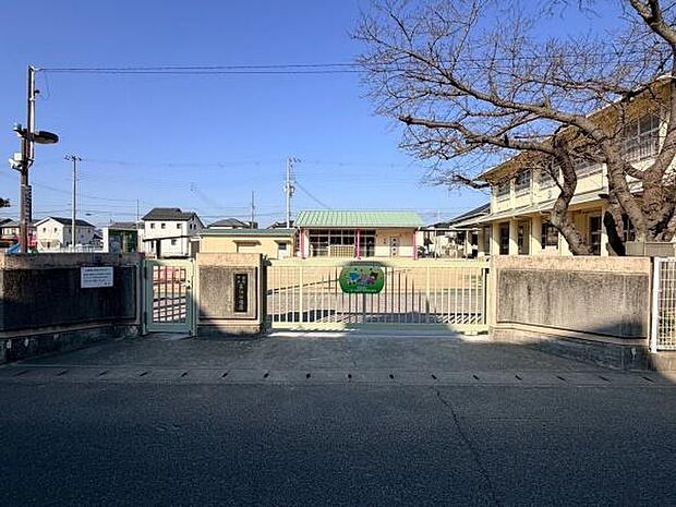 姫路市立高浜幼稚園まで1088m