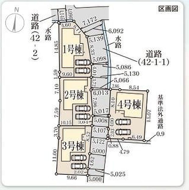 各号棟に駐車スペースが確保されておりゆとりある区画設計となっています。道路に面した配置で車の出し入れもスムーズです。全棟が整然と配置されているため敷地全体のバランスが良好です。