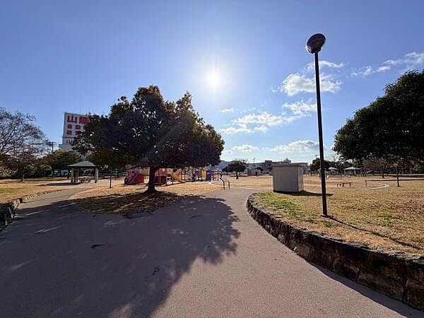 北条公園まで891m