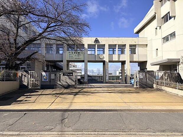 姫路市立城乾中学校まで2105m