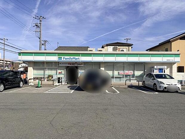 ファミリーマート姫路構四丁目店まで1337m