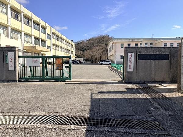 相生市立中央小学校まで1560m