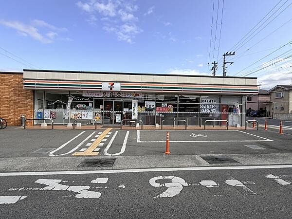 セブンイレブン龍野片山店まで1417m