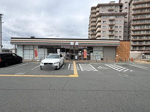 セブンイレブン姫路広畑才店まで362m