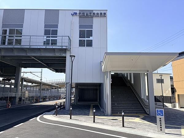 手柄山平和公園駅まで1864m
