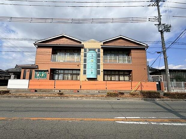 瑠璃こども園まで379m